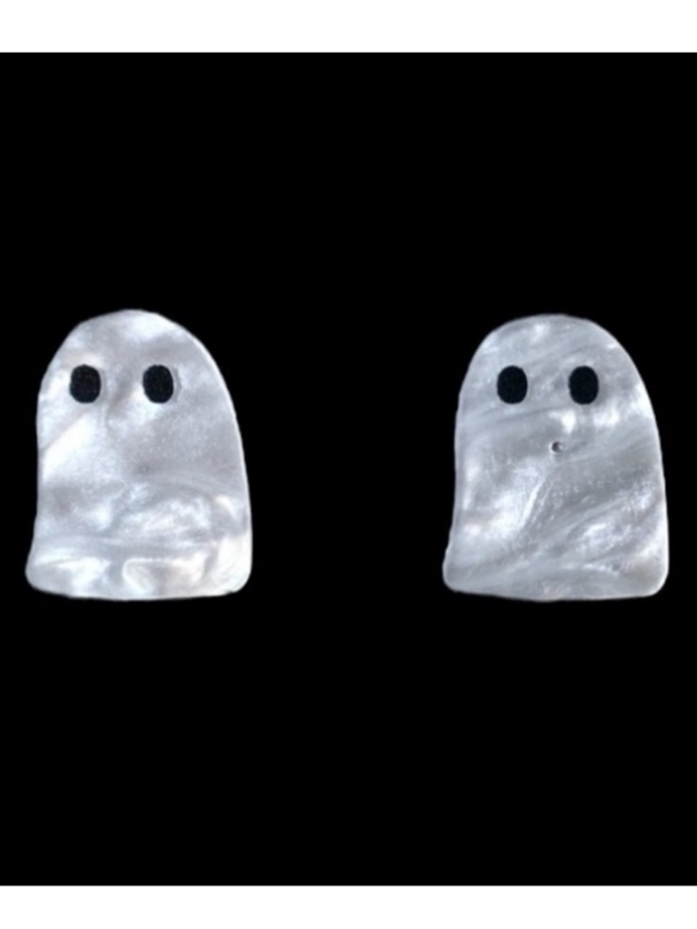 Swirly White Ghost Acrylic Halloween Stud Earrings